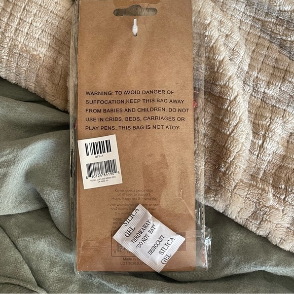 Karma Tassel clip​​​​​​​ - Picture 3 of 3